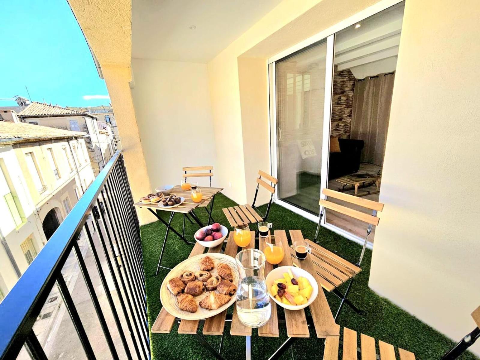 L'Escapade Forestiere - Coeur De Ville Avec Terrasse Nîmes Eksteriør billede